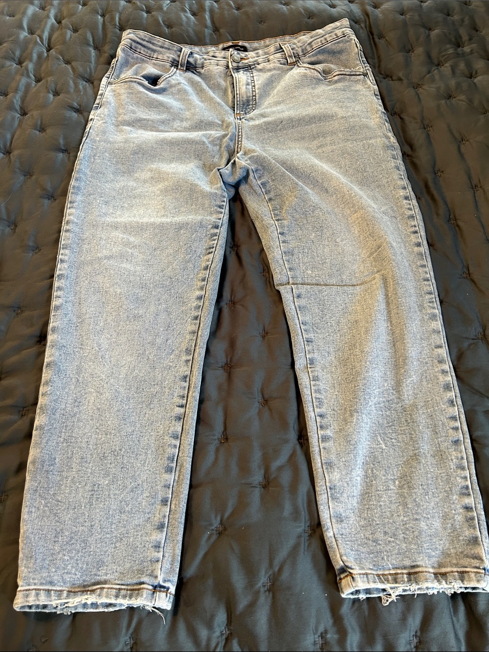 3 for 30$ Universal Standard Light Blue Straight Jeans
